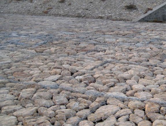 Galfan Riprap Mattress for Channel Lining, Scour Protection, and Slope Stabilization