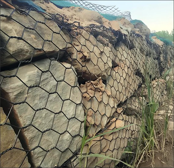 Gabion Retaining Walls for Slope and Soil Stabilization